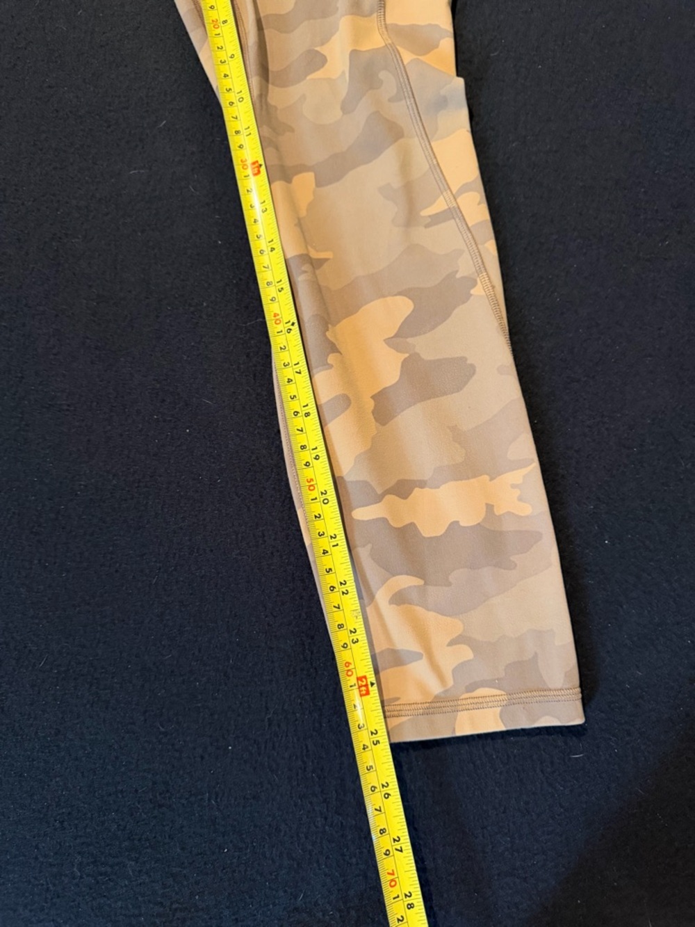 Lululemon Align High-Rise Pant 25" Heritage 365 Multi Camo Beige Size 10 - Picture 4 of 6
